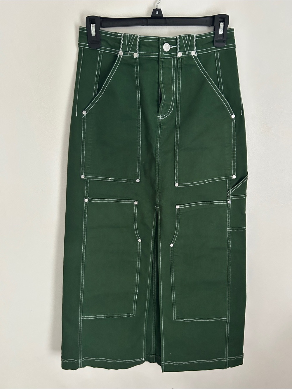 Anthr Pilcro Forest Green Carpenter Skirt Front Slit and Contrast Stitching - Picture 8 of 15